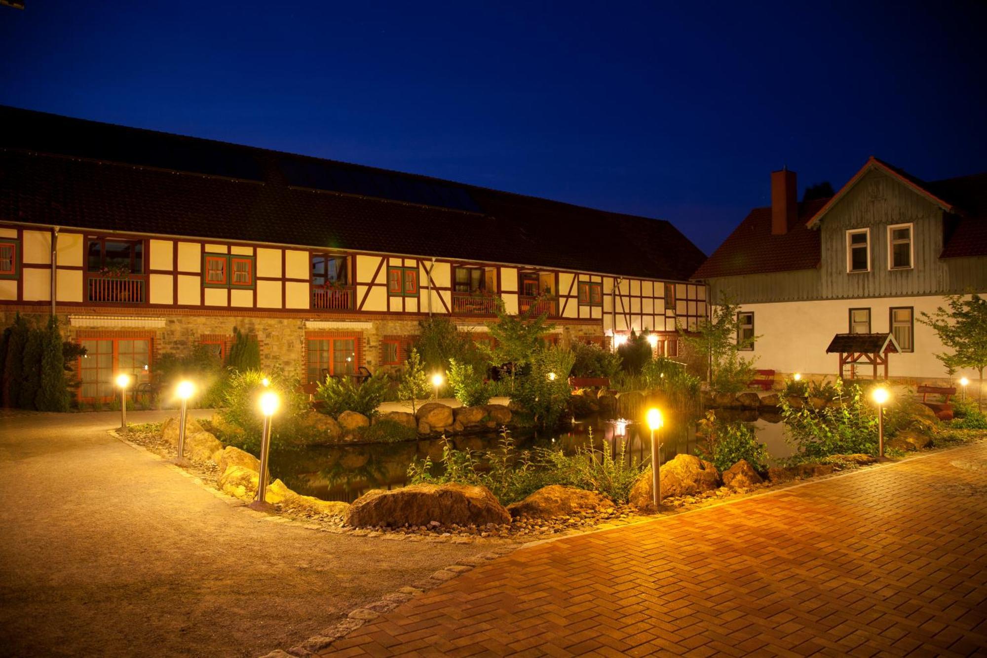Hotel Gut Voigtlaender Blankenburg  Ngoại thất bức ảnh