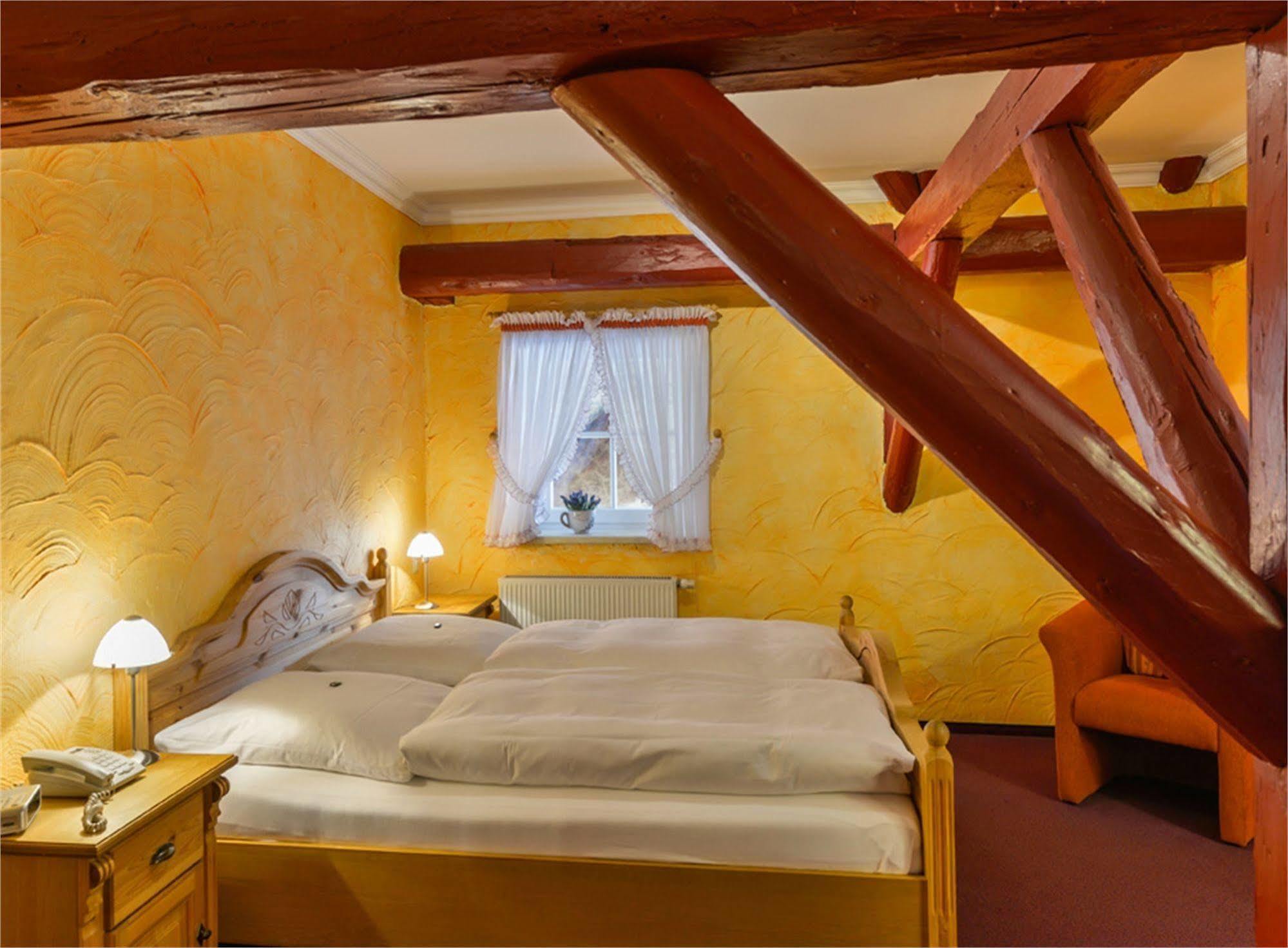 Hotel Gut Voigtlaender Blankenburg  Ngoại thất bức ảnh